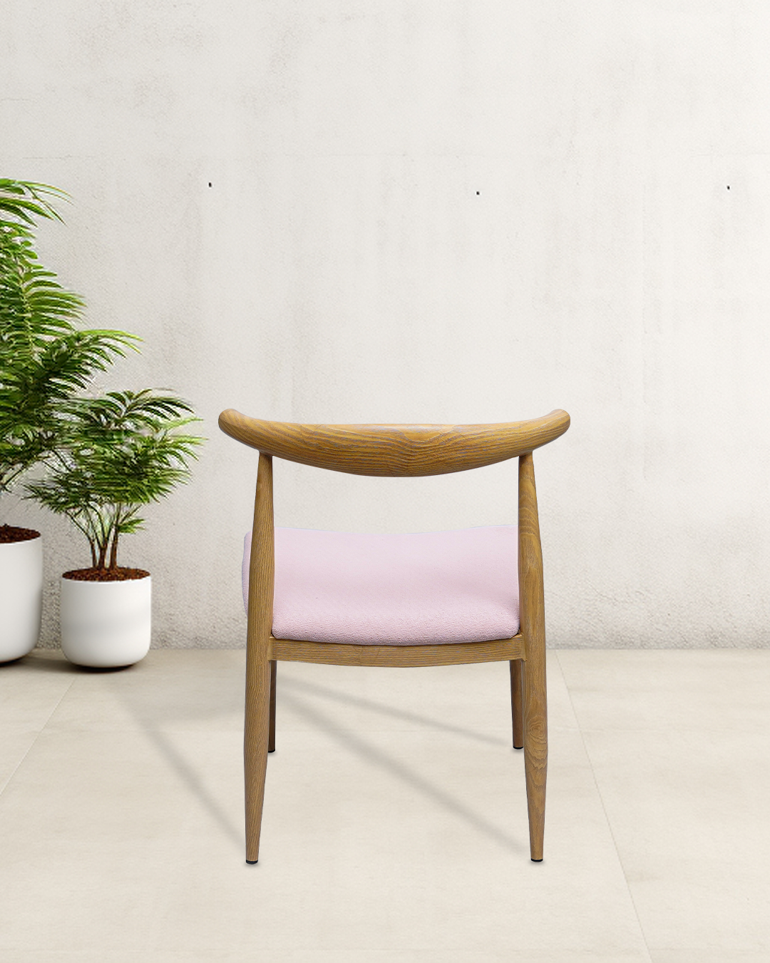 Timeless Vintage - pink cafeteria chair